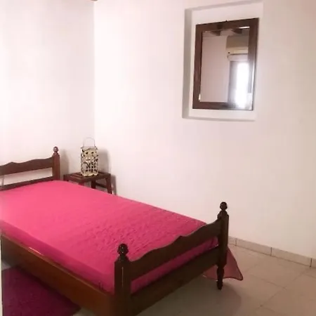 Gloria's House Апартаменты *